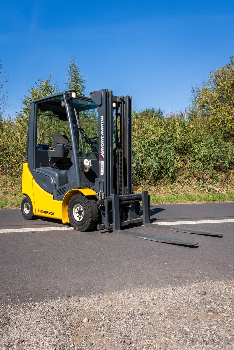 Vysokozdvižný vozík Jungheinrich TFG 316s (VV0020) - 10