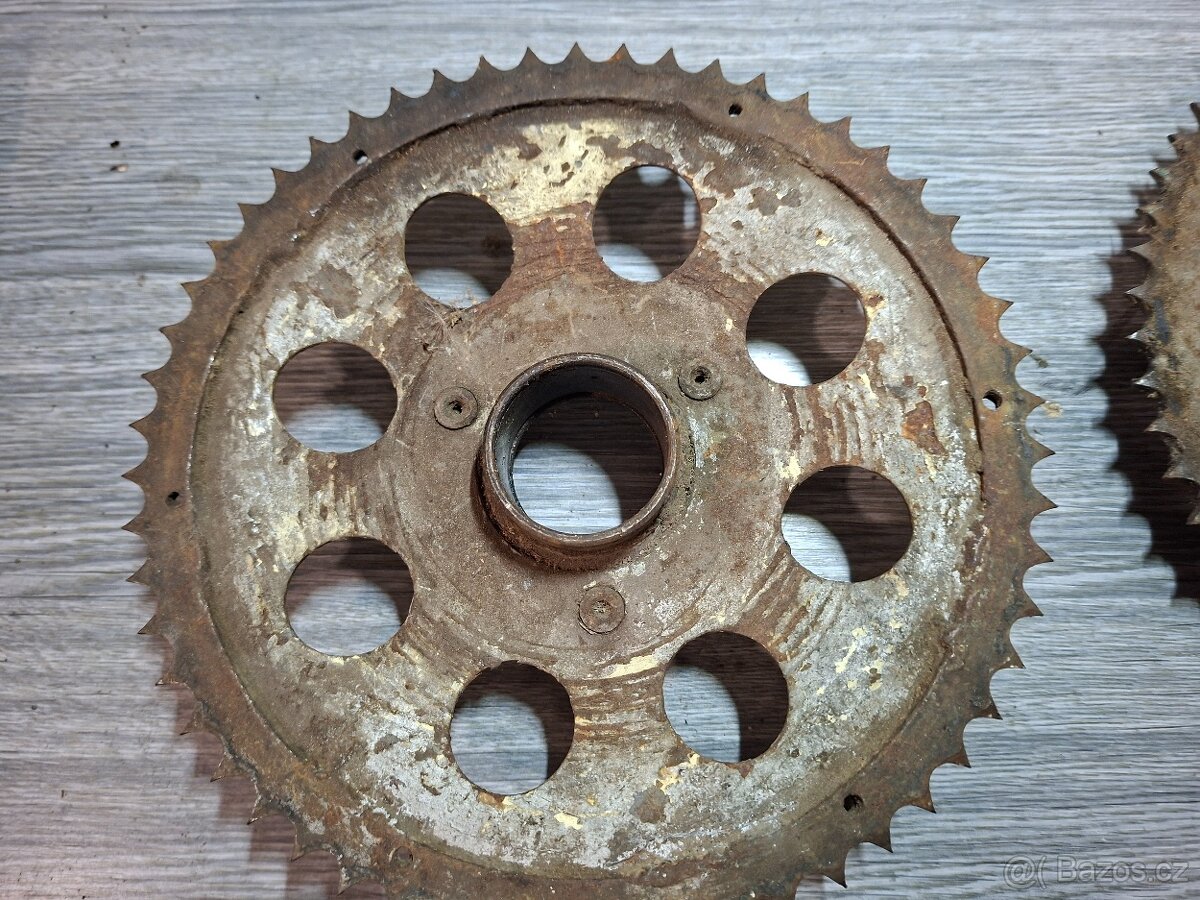 Jawa 50 pionyr, mustang- rozety - 10