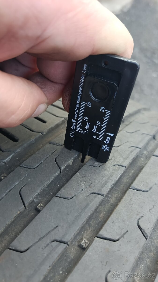 Letní pneu 225/60/17 - 10