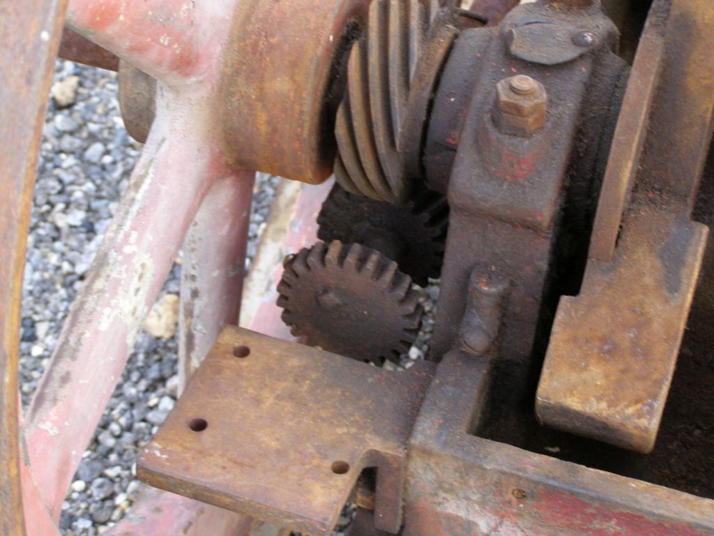 Prodám stabilní motor Benz 4-5 HP - 10