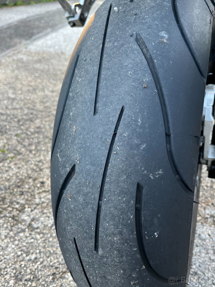 Yamaha R6 (2000) – VR46 Day Moon Edition – 88 kW - 10