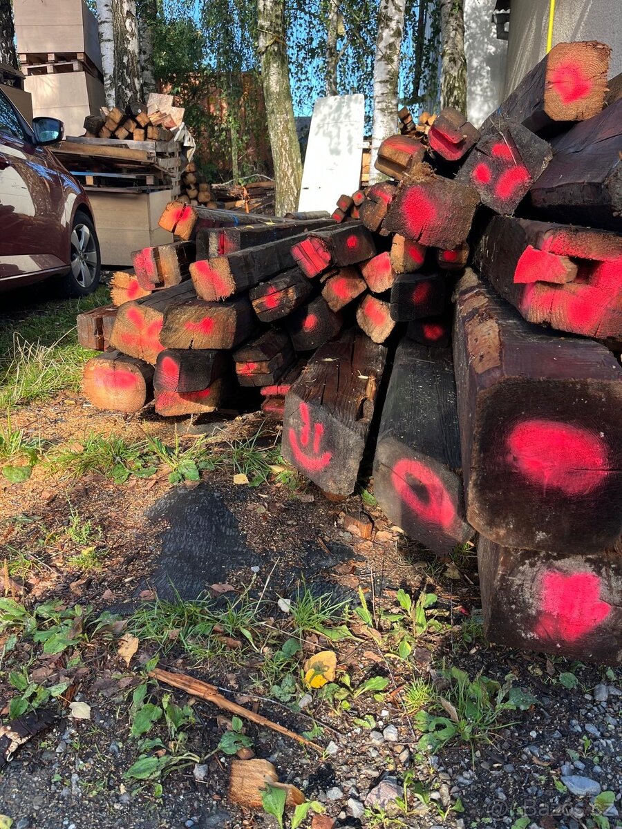 Prodáme použité trámy různých délek - 10