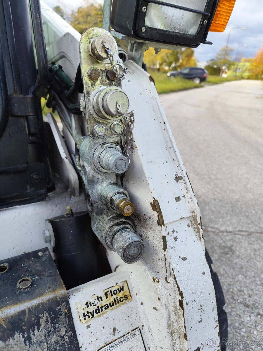 Šmykový nakladač Bobcat S185, Špz. - 10
