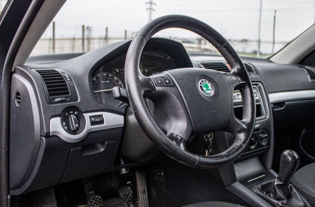 Škoda Octavia 2 z roku 2007 - 10