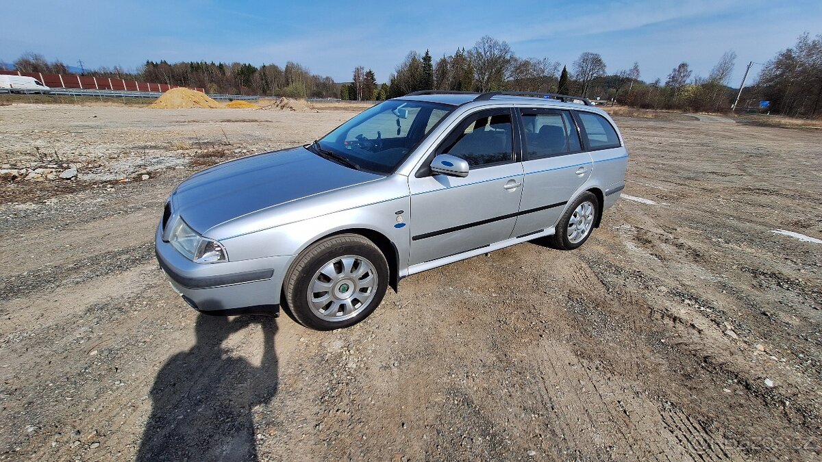 Škoda octavia 1.6 Combi lpg - 10