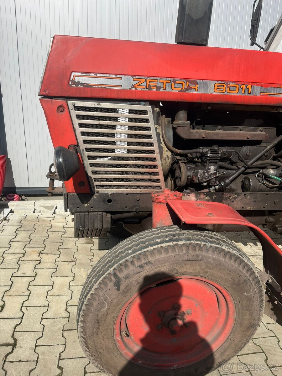 Traktor Zetor 8011 - 10