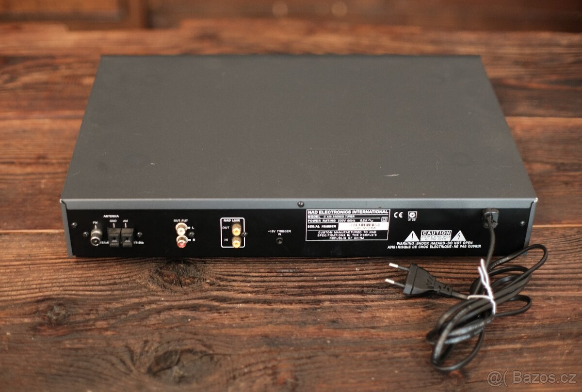 NAD CD + Tuner + Phono preamp - 10