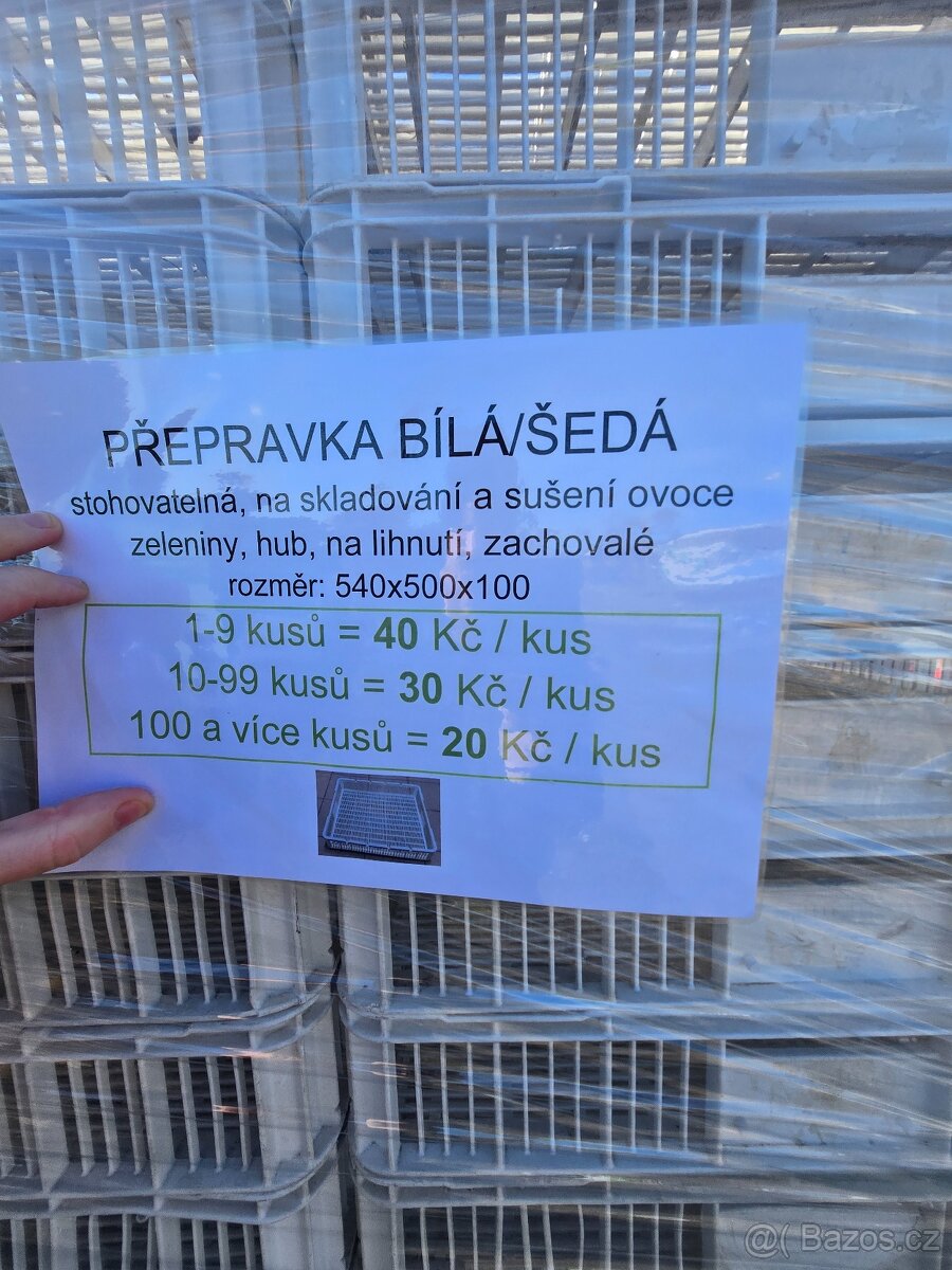 Prodám přepravky bedýnky stohovatelné bílé - 10