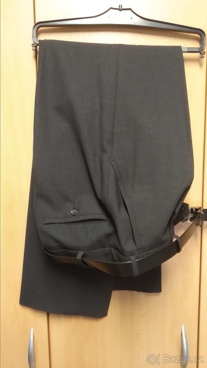 Pánský oblek Koutný - 10