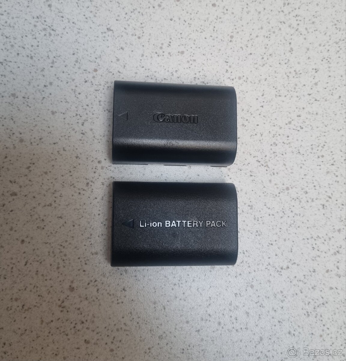 Zrcadlovka Canon 60D + příslušenství - 10