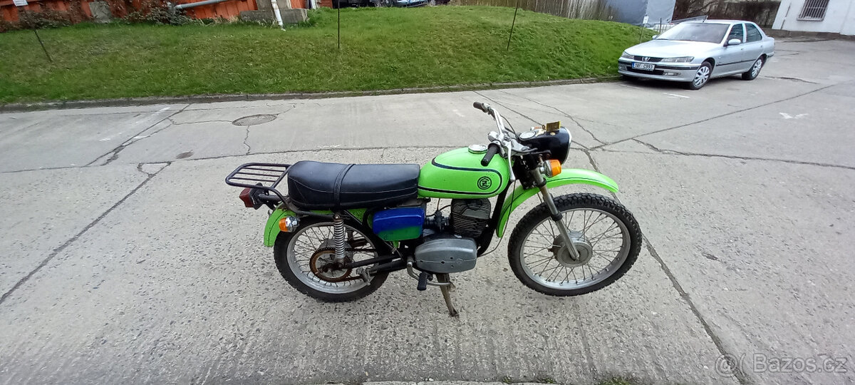 ČZ 125/481 TRAIL - 10