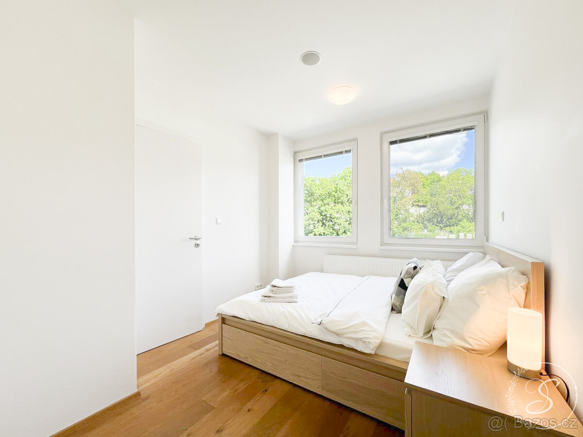 Pronájem bytu 2+kk, 45 m2, Praha - 10