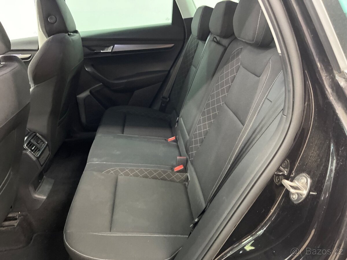 Skoda Karoq 1.0 TSI Business - 10