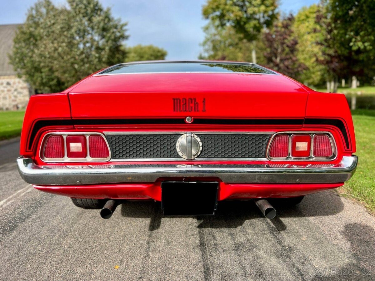 Ford Mustang Mach 1 z roku 1972 - 10