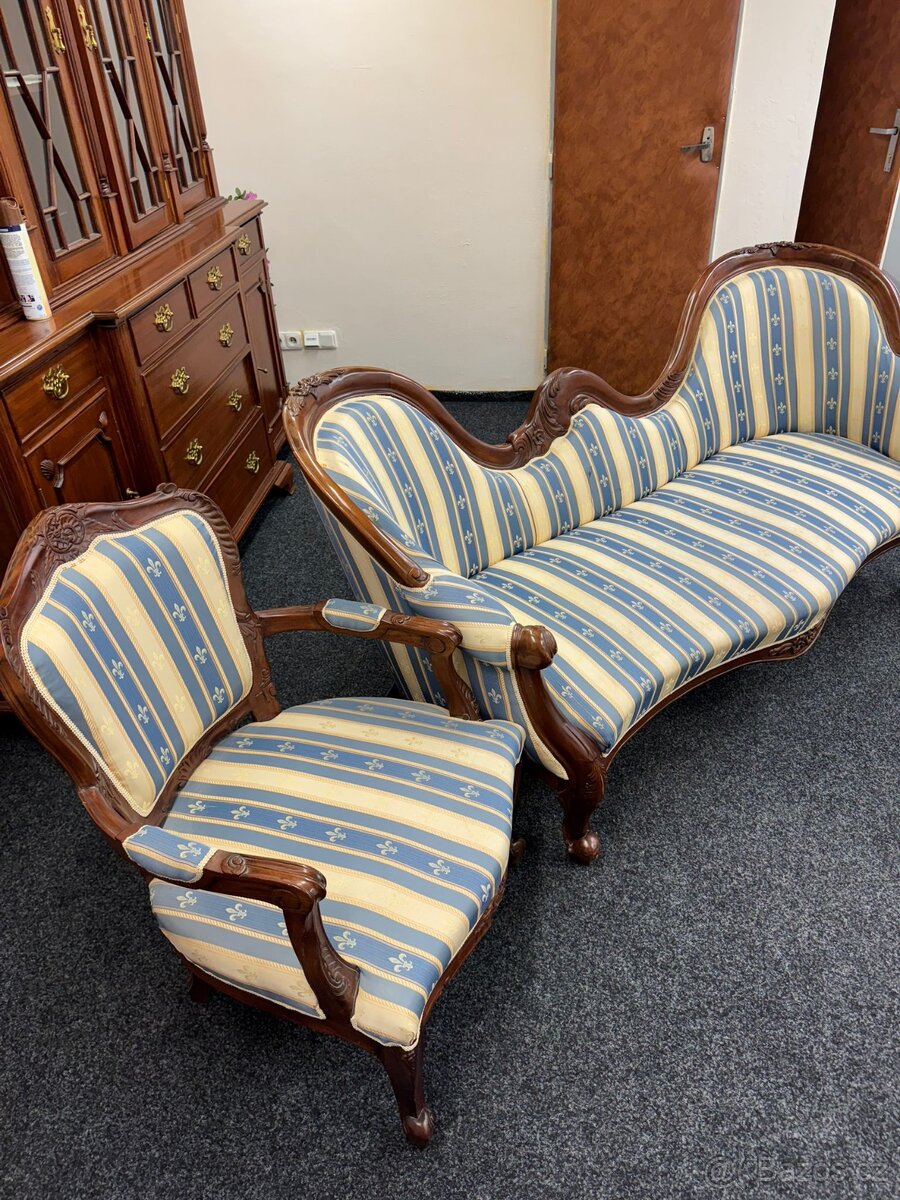 Nábytek z masivu - 10