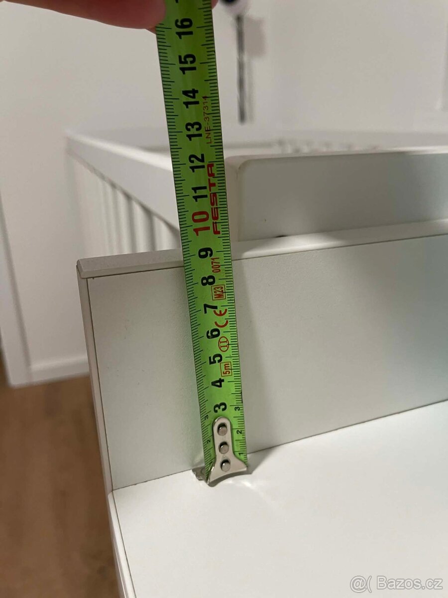 Přebalovací pult s komodou - 10