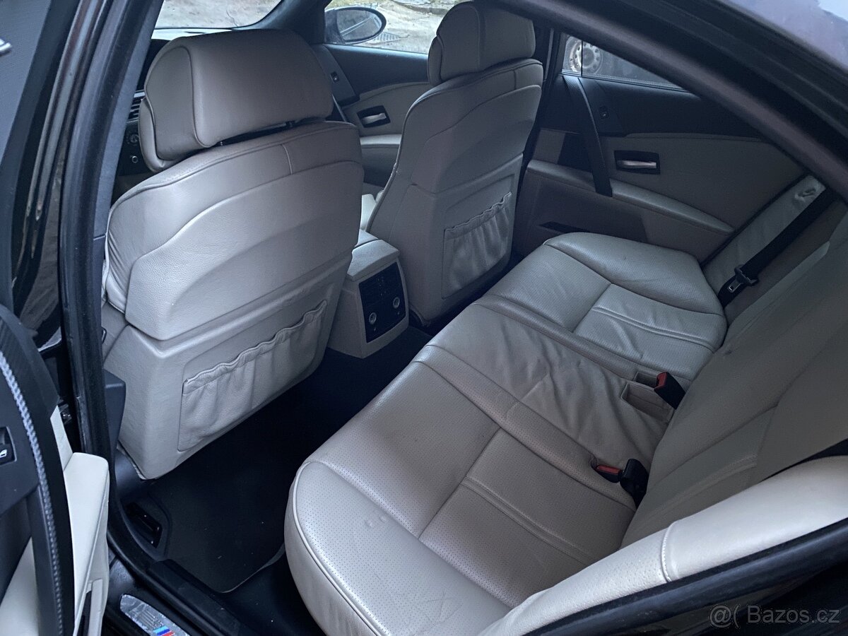 2006 BMW E60 M5 - NA NÁHRADNÍ DÍLY - 10