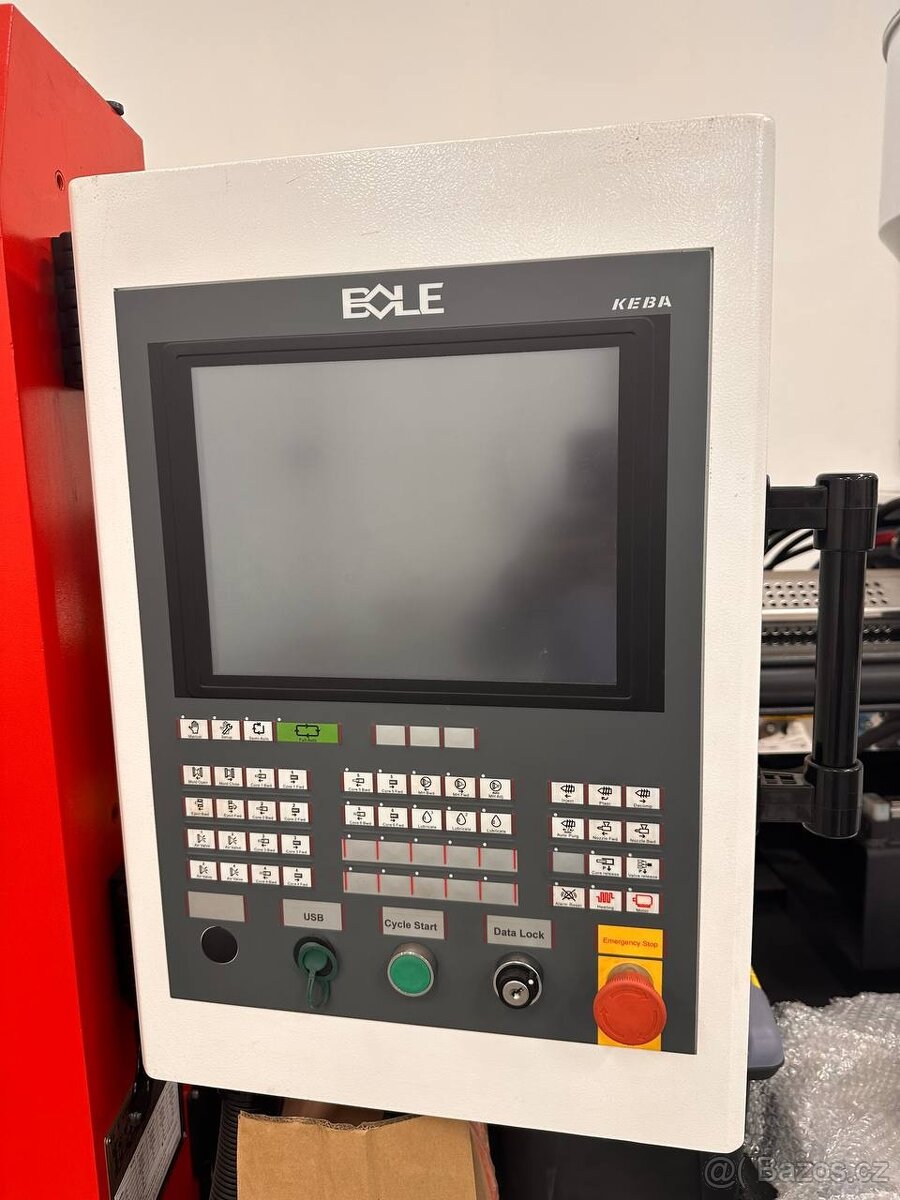 Vstřikovací lis na plasty BOLE IMM BLEKS230/C860 Nový - 10