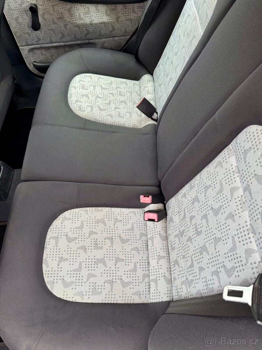 Škoda Fabia 1.4 klimatizace, parkovací senzory - 10