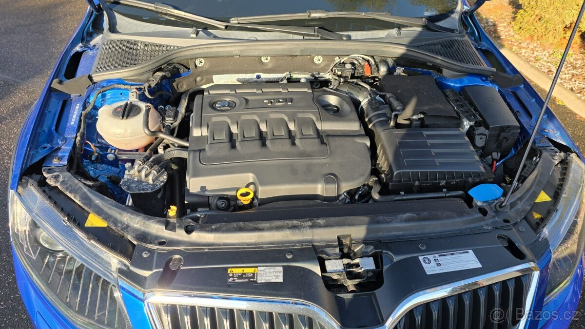 Nabízím Škoda Octavia 3 Scout 4x4 , vhodné i pro vozíčkáře - 10