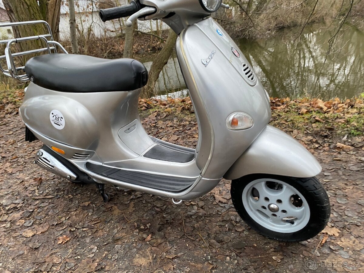 Vespa ET4 150 - 10