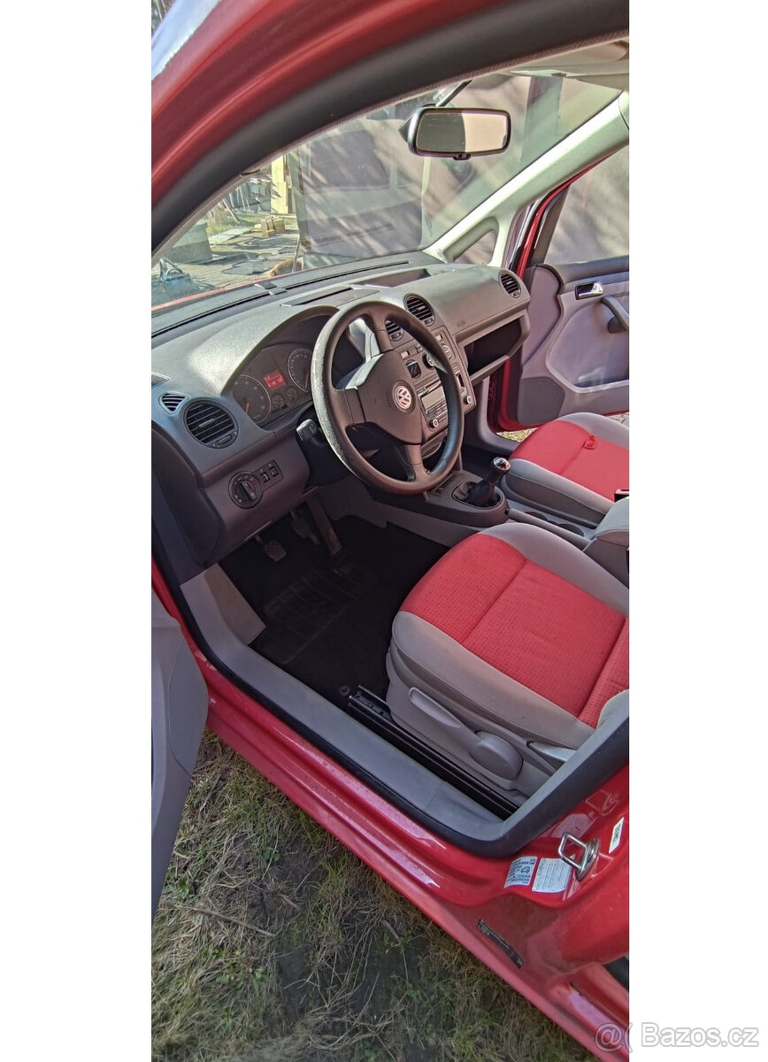 Volkswagen Caddy Life 1.6 75 kW KLIMA - 10