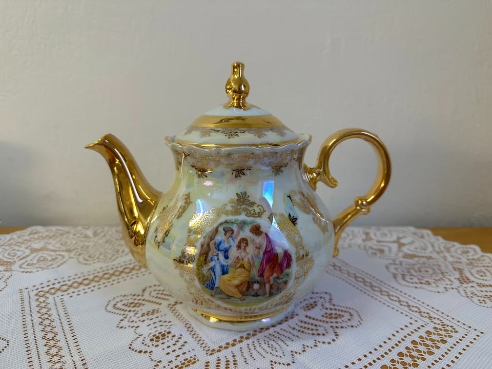 Kávový/čajový set 15ks,TŘI GRÁCIE,zlatá/perleťová, nepoužité - 10