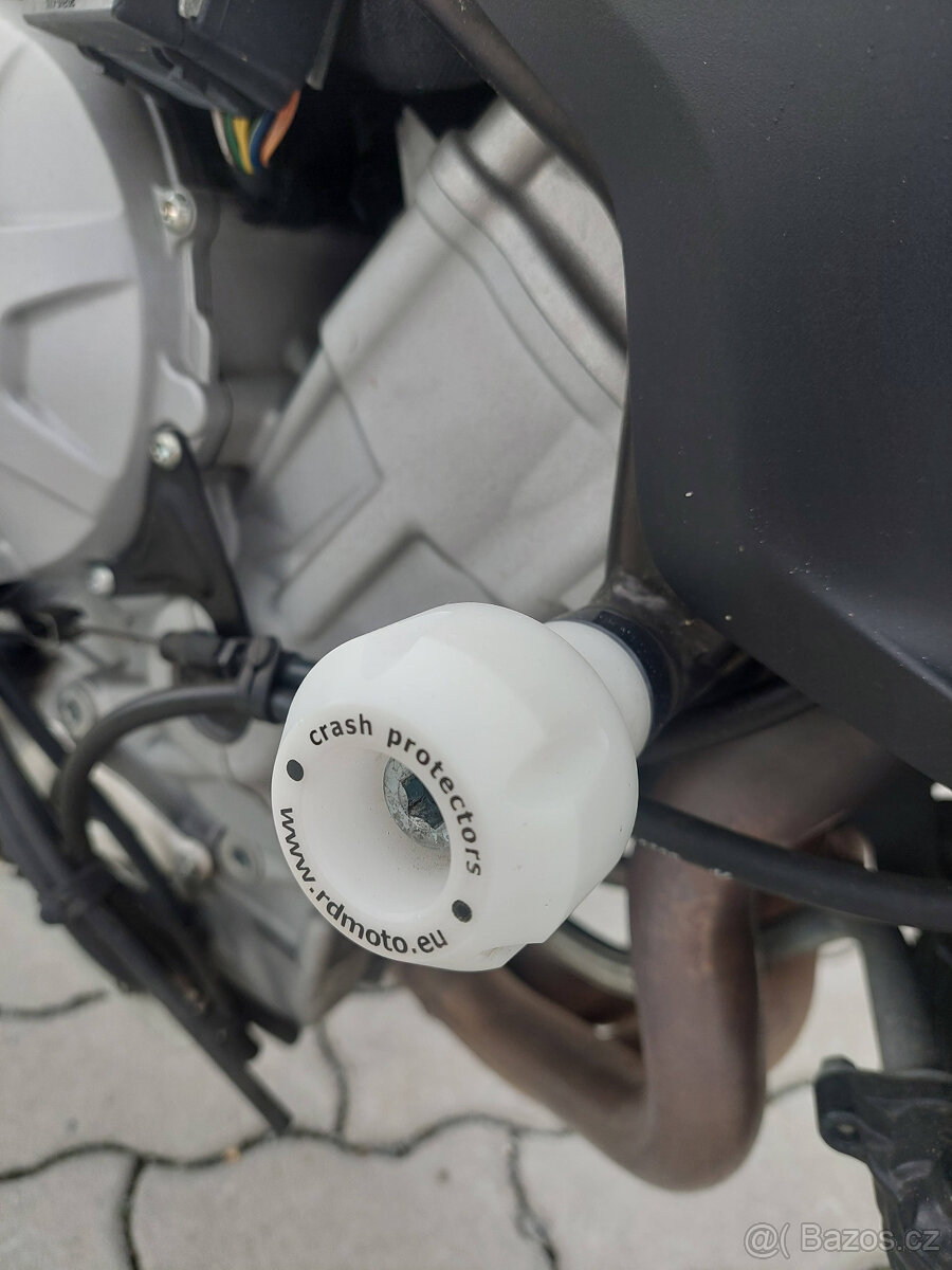 MV Agusta Brutale 675 - 10