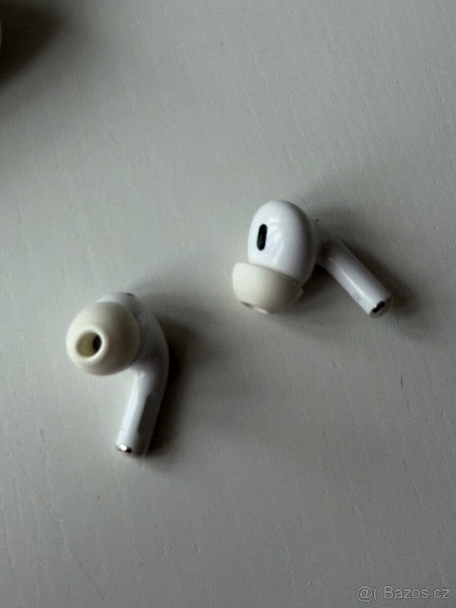 AirPods Pro - 10