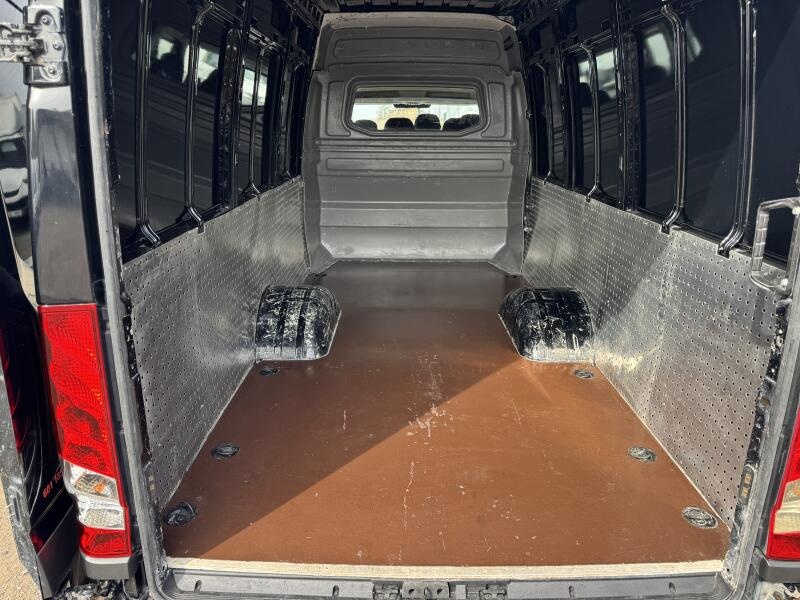 Prodám Iveco Daily 3.0,35C18,6míst,měchy,klima,TZ - 10