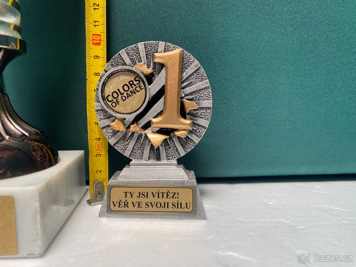Prodám sadu 3 vítězných trofejí – různé velikosti dle fotogr - 10