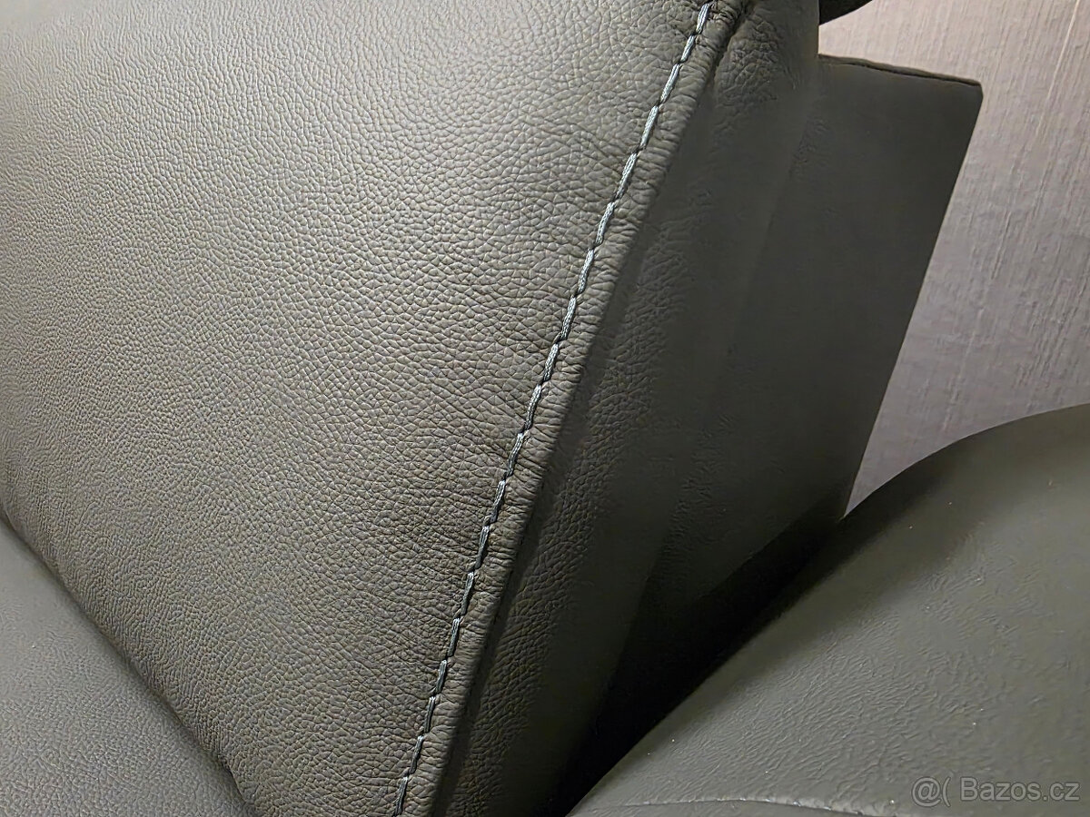 Nová kožená elektricky polohovací sedačka DANAE - 10
