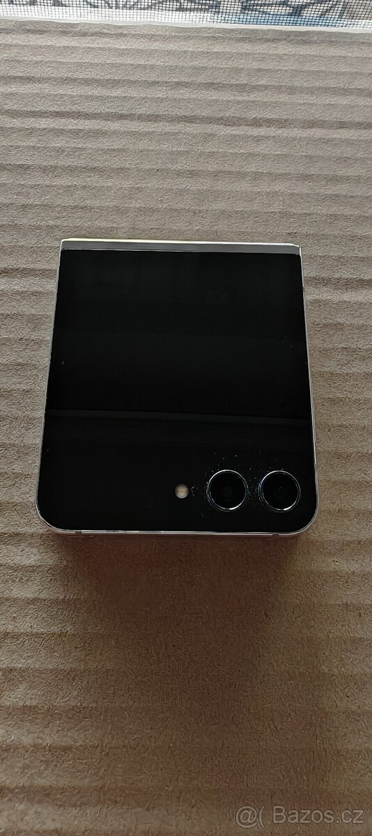 Samsung z flip 5 - 10