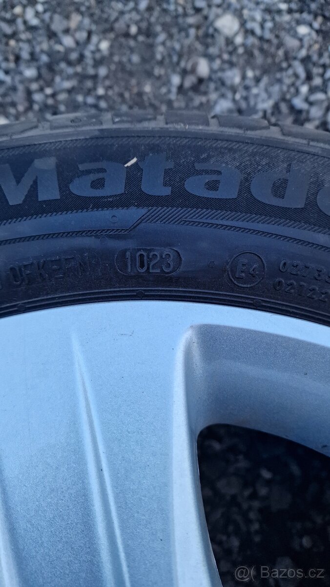 Zánovní sada pneu 205/55/R16 - 10