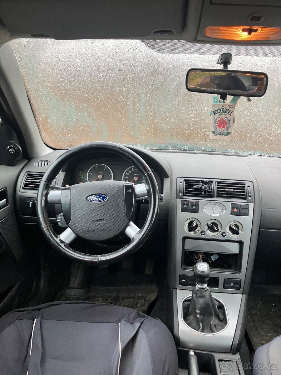 Ford Mondeo 2.0tddi 2001 - 10