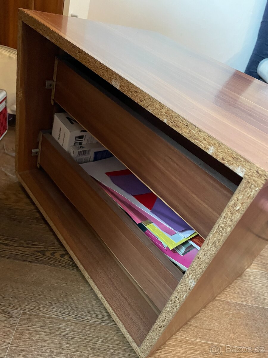 Psací stůl a stolek - 10