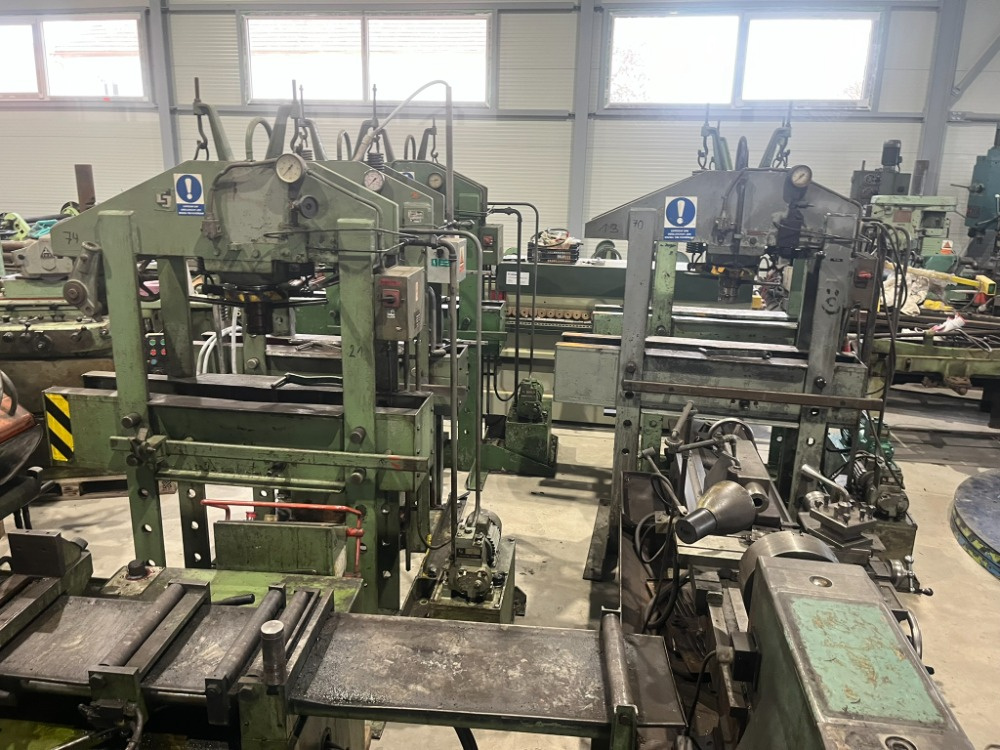 72. Hydraulický montážní lis CDM 80 - 10