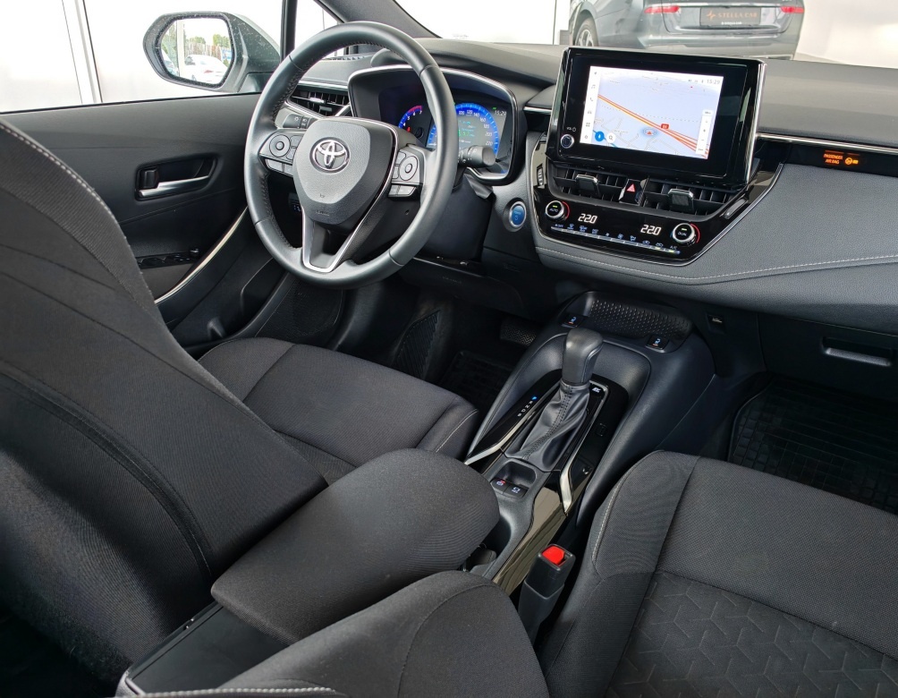 Toyota Corolla 1.8 hybrid - 10