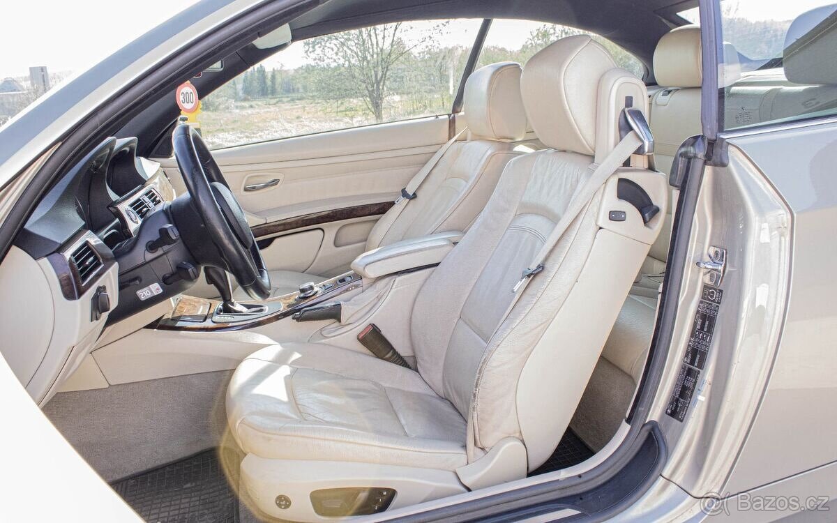 BMW 330D E93 2007 - 10