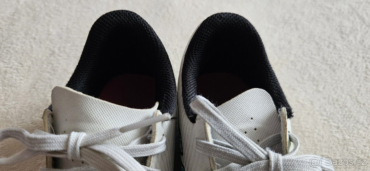 Chlapecké kopačky Nike, vel.34 - 10