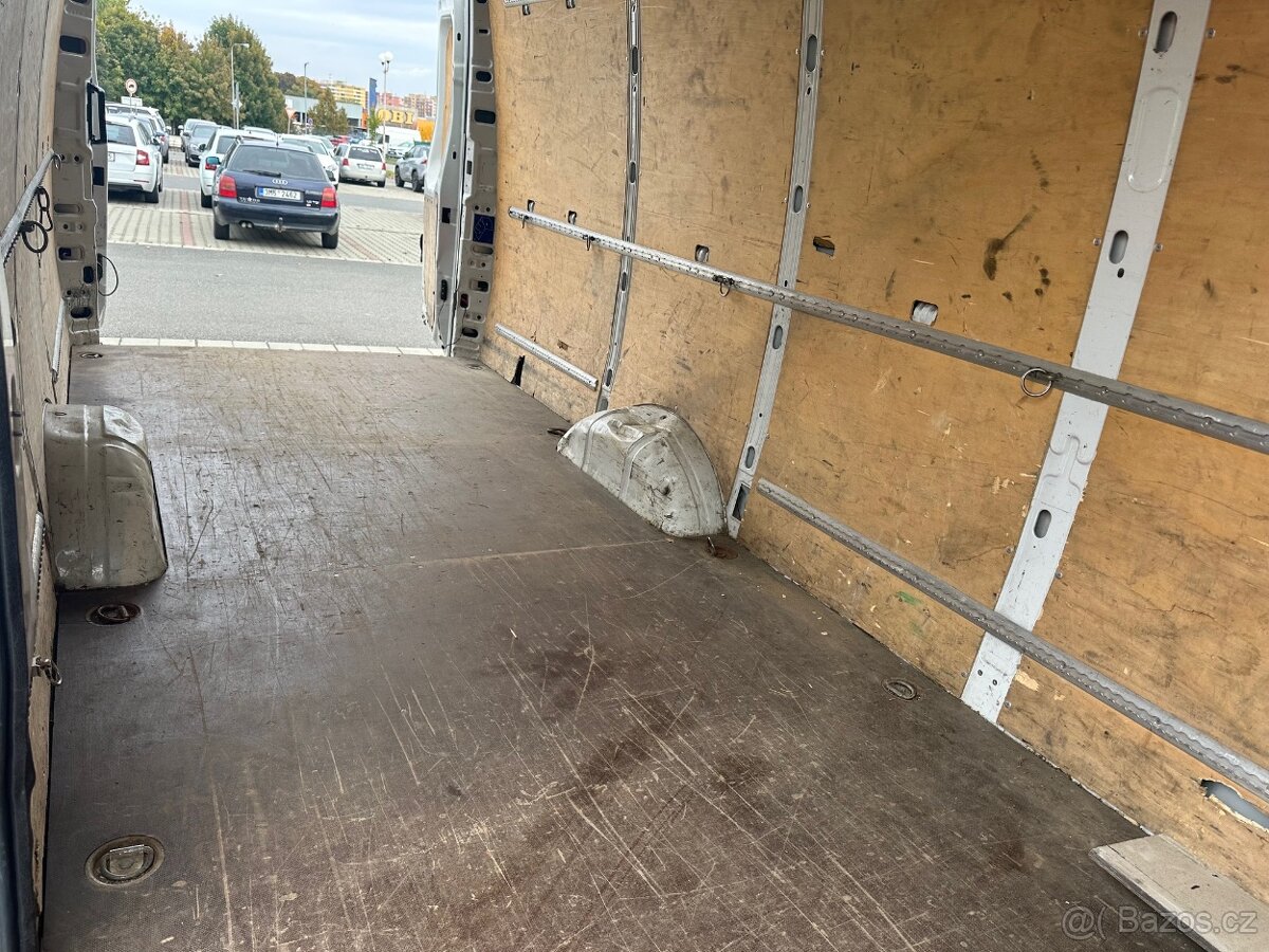 Iveco Daily Maxi 3.0, 125 kW bez AdBlue, tažné 3500 kg - 10