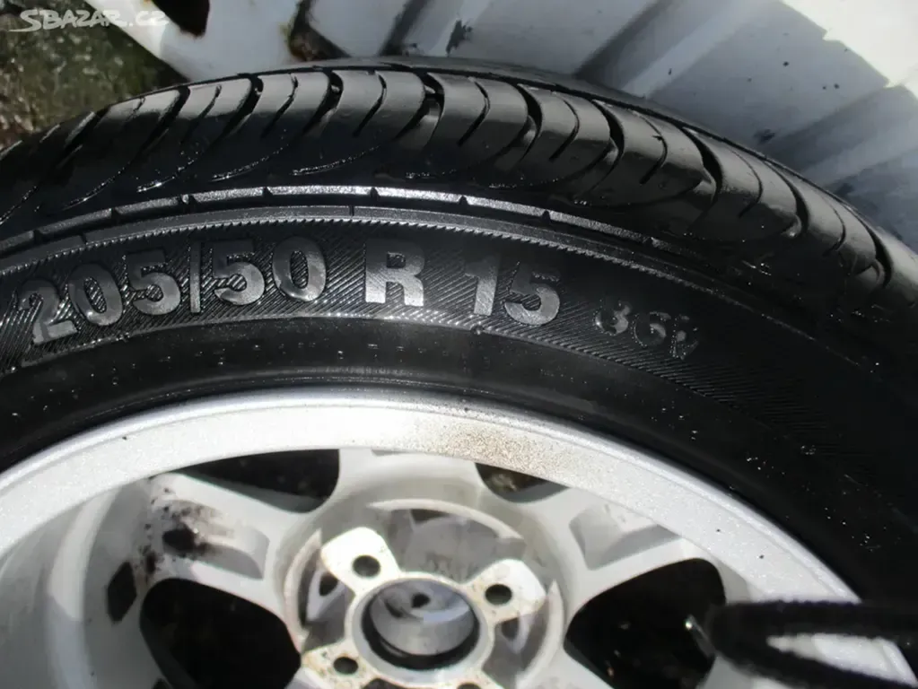 ALU kola 4x100 6,5x15 ET37 s pneu 205/55 R15 - 10