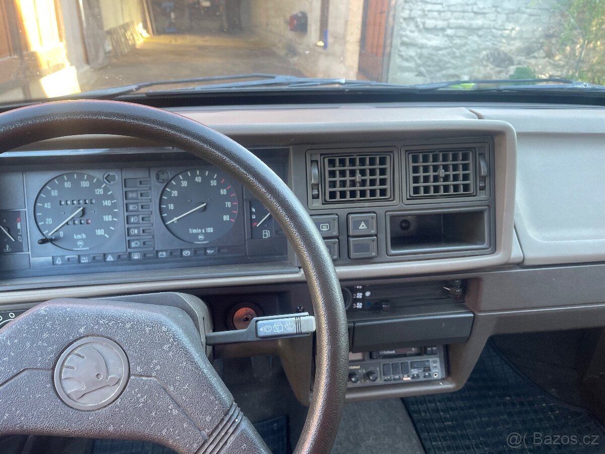 Škoda favorit druhý majitel - 10