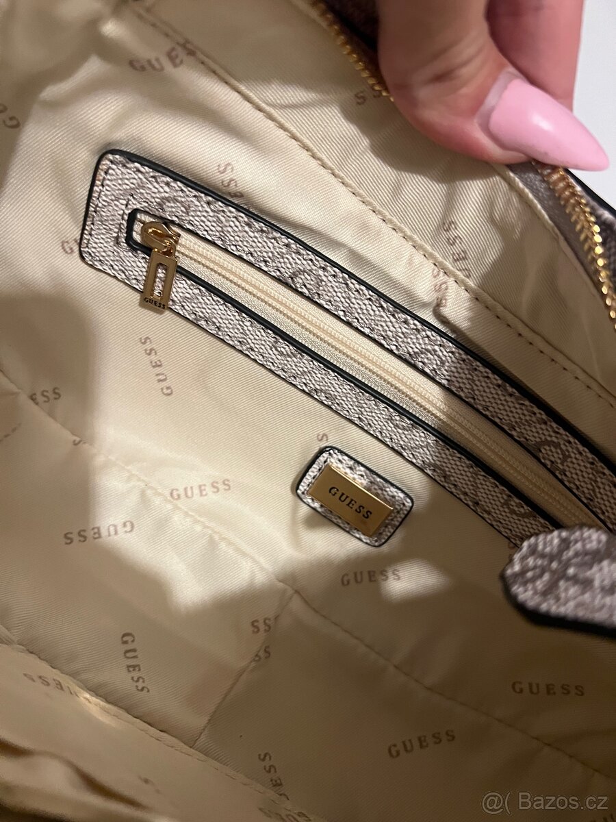 GUESS krémová kabelka - 10
