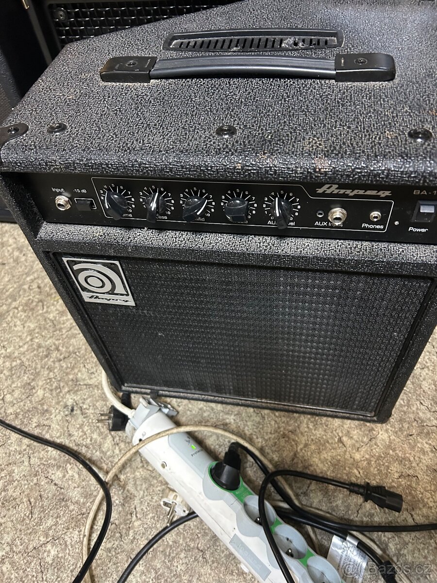 Koupim combo Ampeg 10” za 3500 - 10