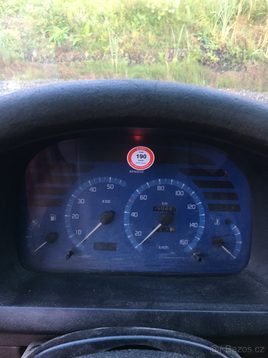 Prodám Renault Master 2,8TDI Furgon - 10