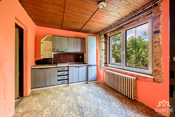 Prodej rodinného domu 3+1, 252 m² Bystřice pod Lopeníkem - 10