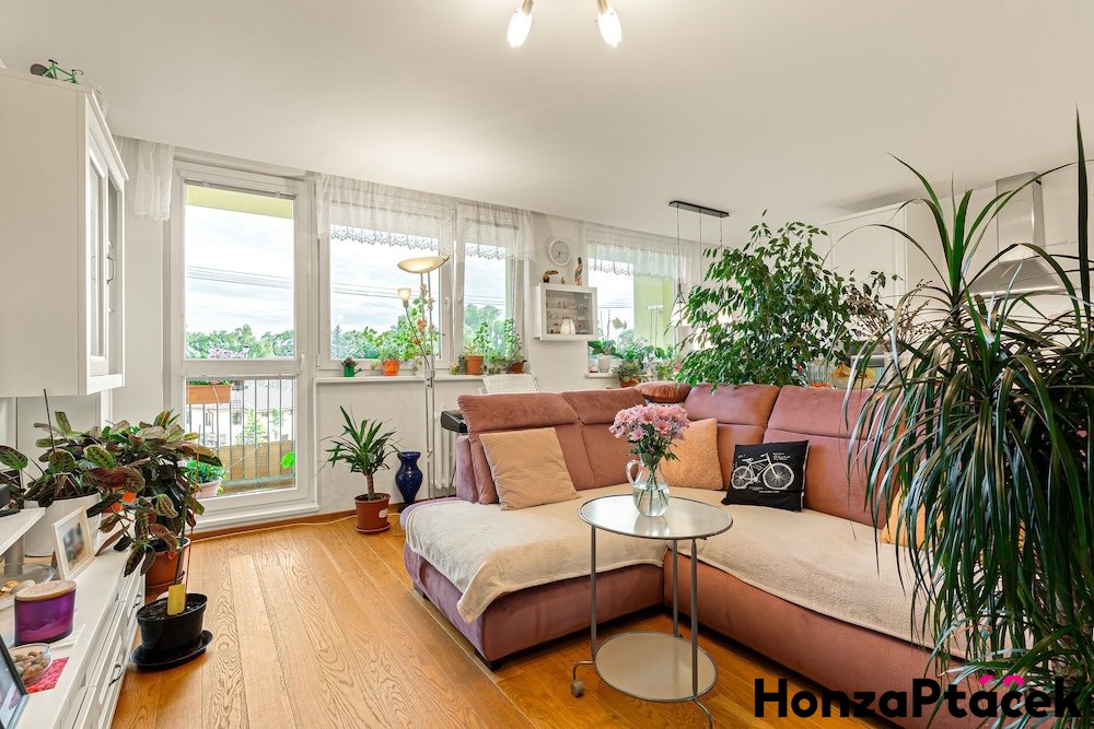 Prodej, byt 3+1 s lodžií, Třebešovská, Horní Počernice - 10