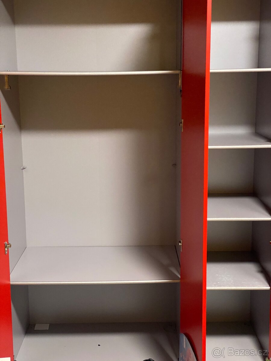 Souprava postel formule a skříň - 10