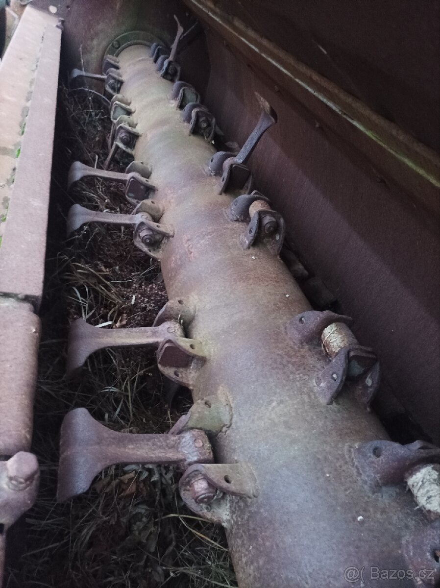 Mulčovač Kuhn NK 4801 - 10